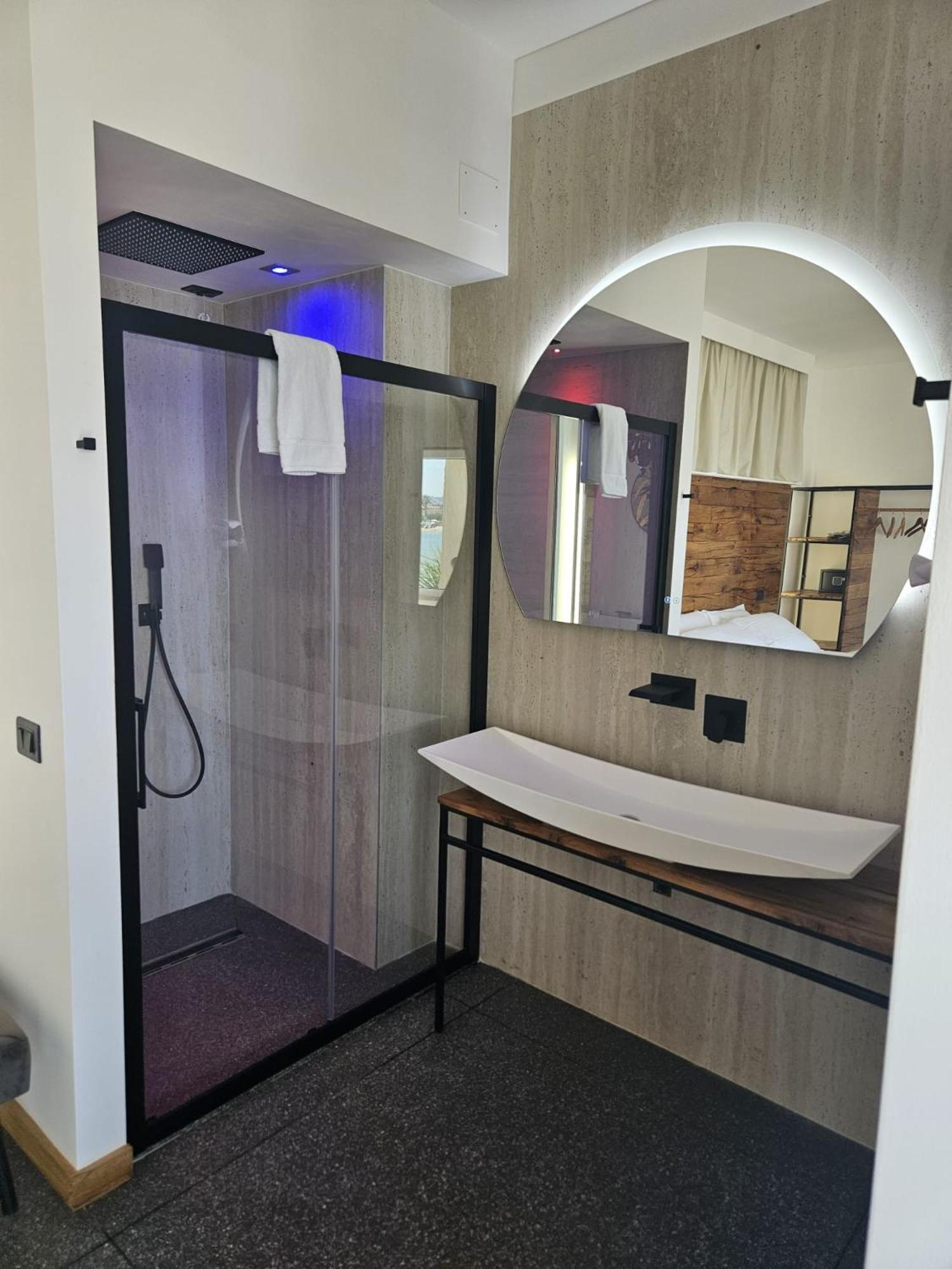 Dada Suites And Sea San Salvo Kültér fotó