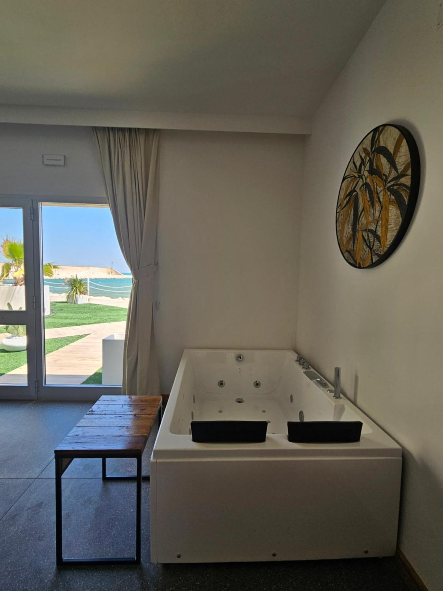 Dada Suites And Sea San Salvo Kültér fotó