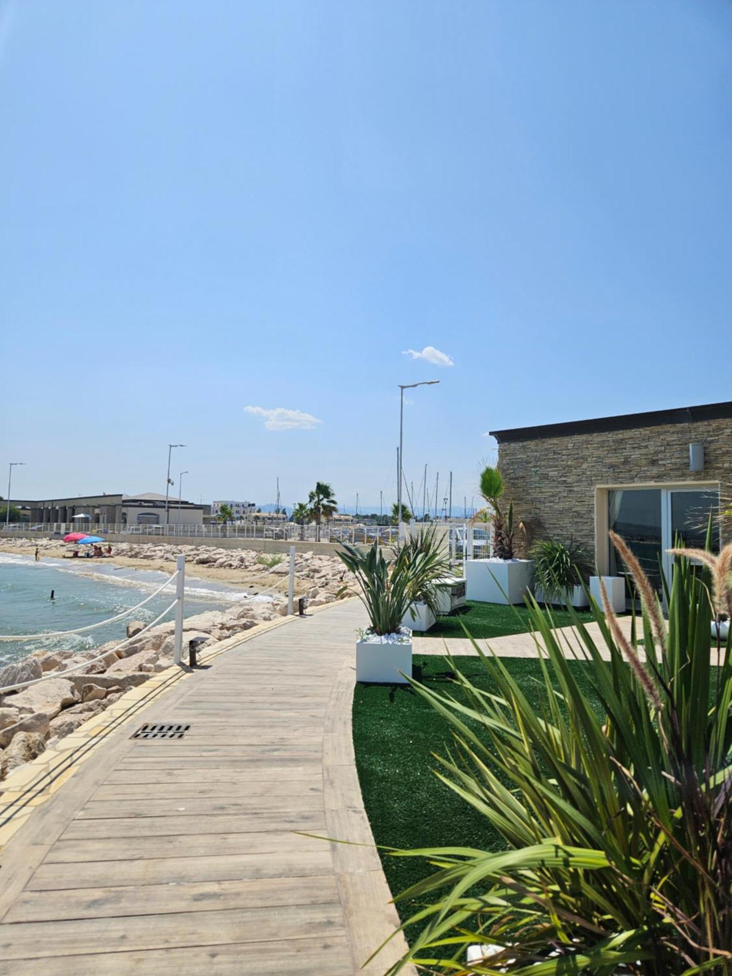 Dada Suites And Sea San Salvo Kültér fotó